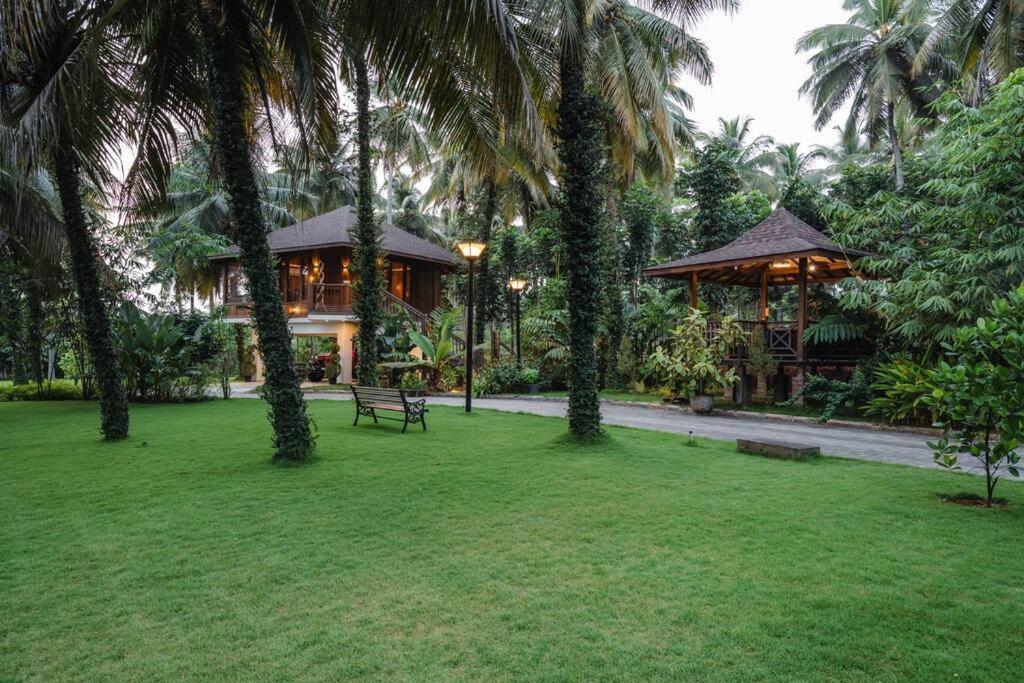 Pollāchi Villa Woods & Palms מראה חיצוני תמונה