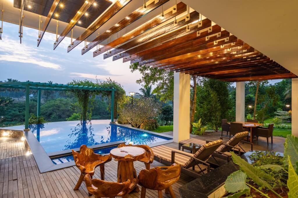 Pollāchi Villa Woods & Palms מראה חיצוני תמונה